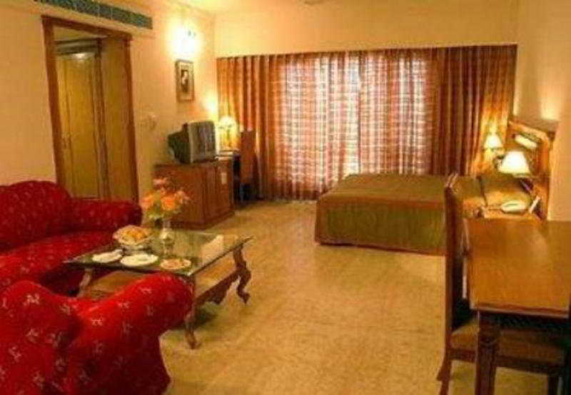Hotel Om Tower Τζαϊπούρ Εξωτερικό φωτογραφία