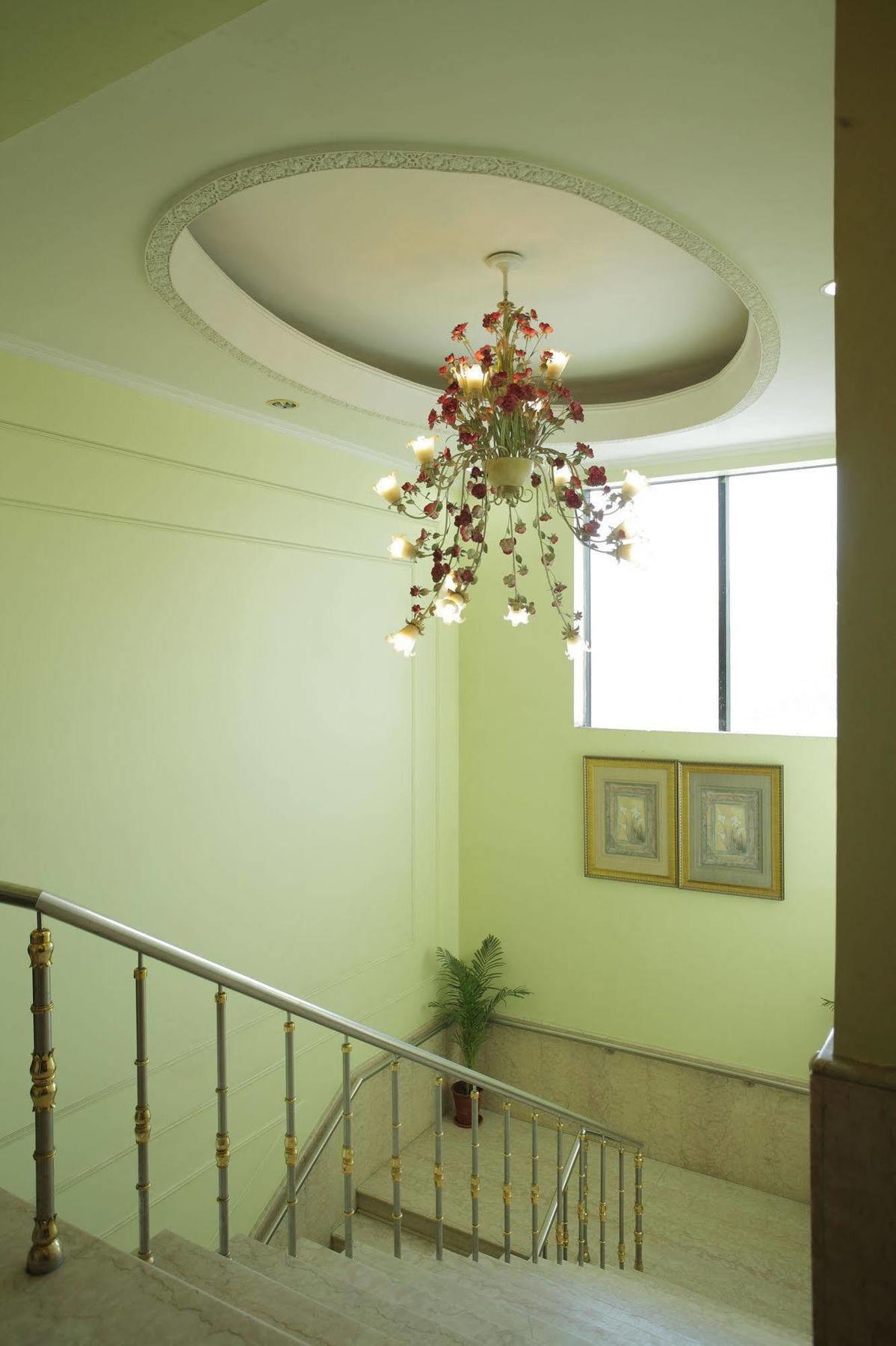 Hotel Om Tower Τζαϊπούρ Εξωτερικό φωτογραφία